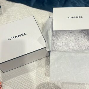 Chanel gift box